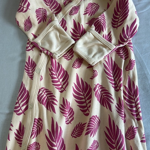 PARADE - LIKE NEW Canadian Organic cotton Cream and Pink Sleep Sacks/night gown - Picture 4 of 5